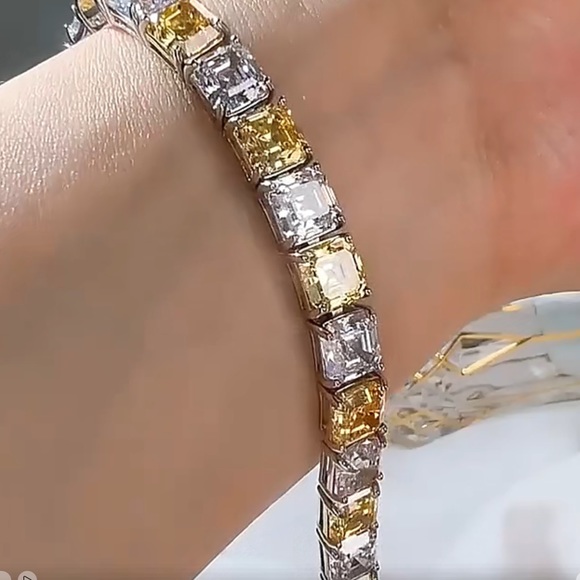 28ct Asscher Tennis Bracelet - Picture 6 of 16